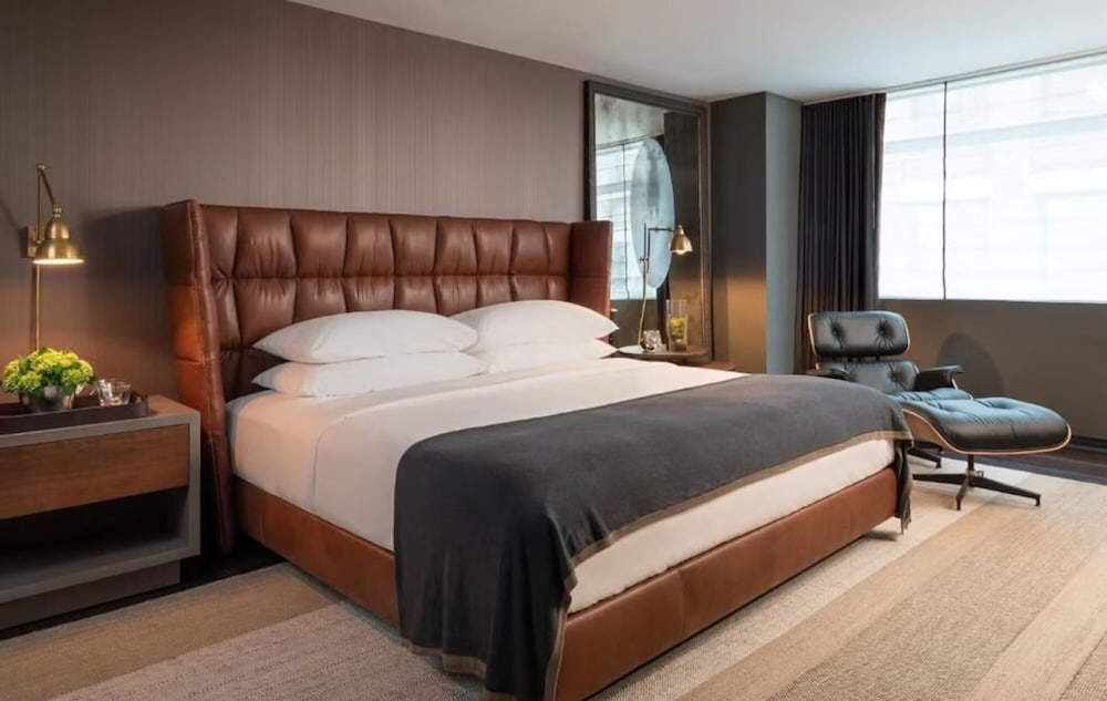 Hotel AKA Boston Common — Hotel rooms in Boston, Massachusetts