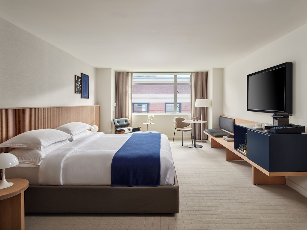 Hotel AKA Boston Common — Hotel rooms in Boston, Massachusetts