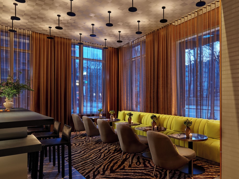Hotel AKA Boston Common — Restaurant & bars in Boston, Massachusetts