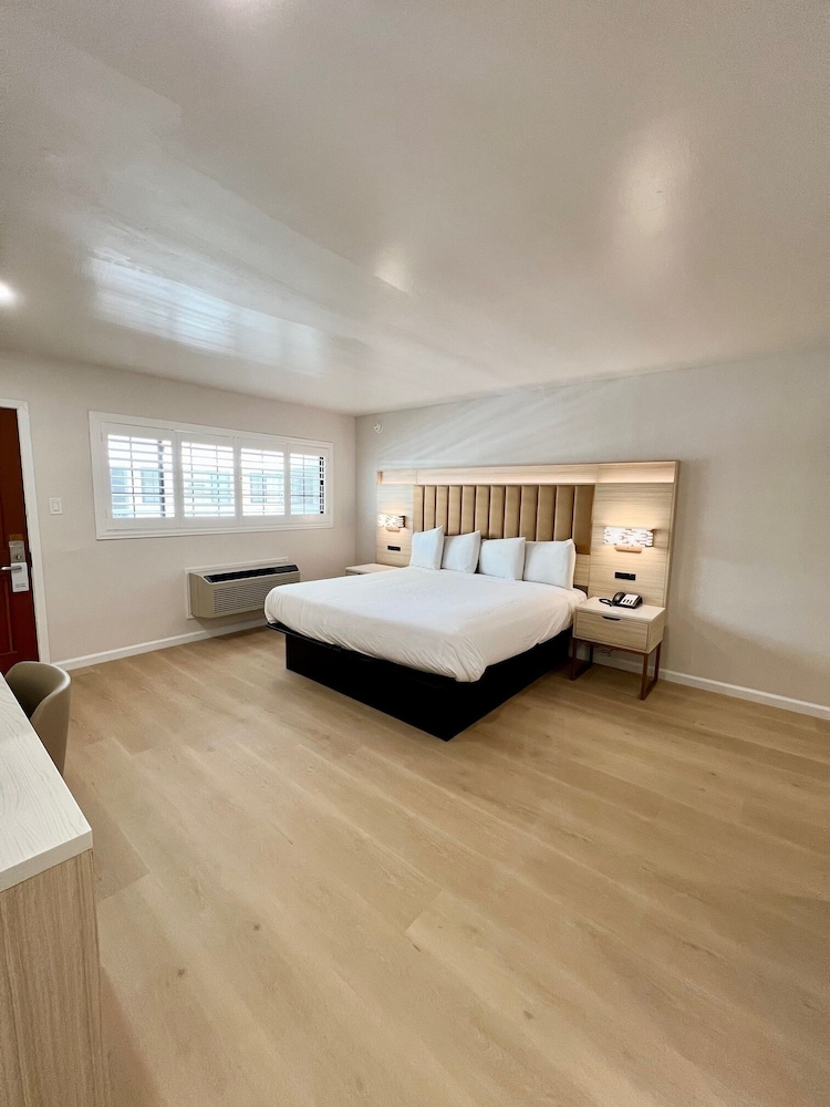 Nob Hill Motor Inn — Hotel rooms in San Francisco, California
