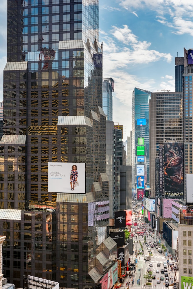 M Social Hotel New York Times Square — Attractions in the area in New York City, New York State
