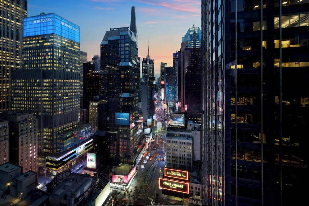 M Social Hotel New York Times Square — Attractions in the area in New York City, New York State