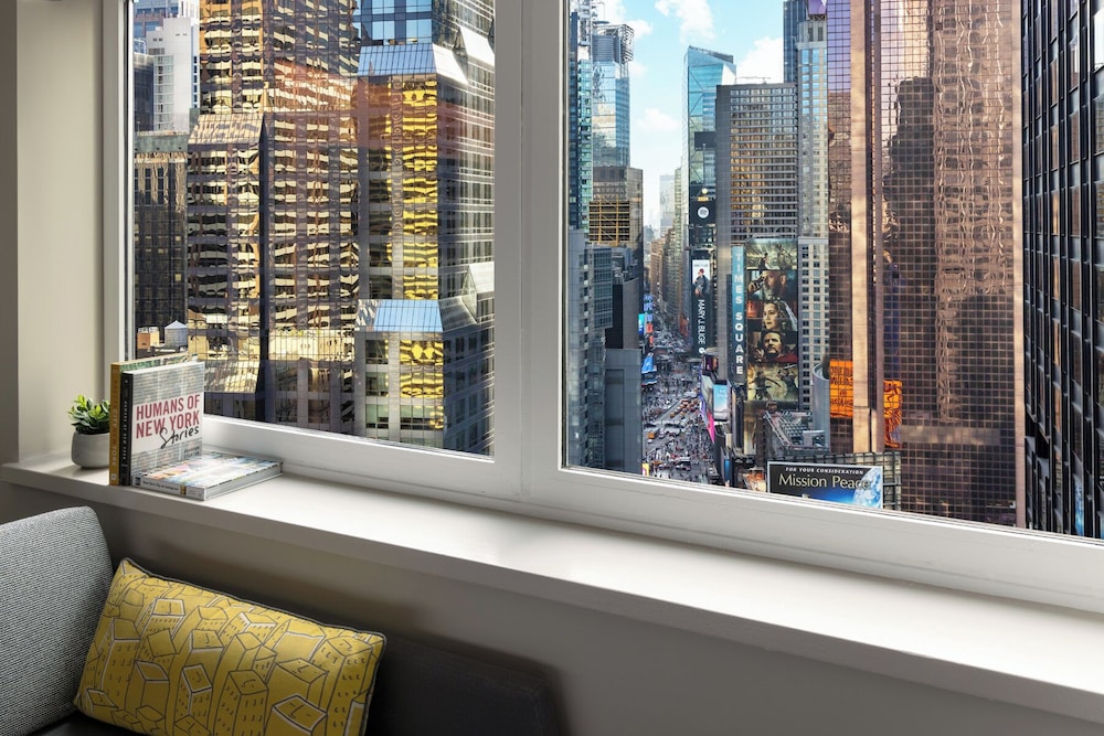M Social Hotel New York Times Square — Hotel rooms in New York City, New York State