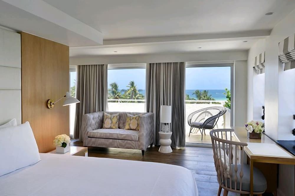 Hotel Ocean — Hotel rooms in Miami, Florida