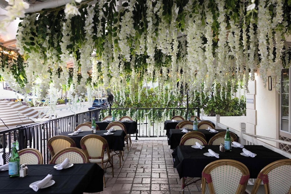 Hotel Ocean — Restaurant & bars in Miami, Florida
