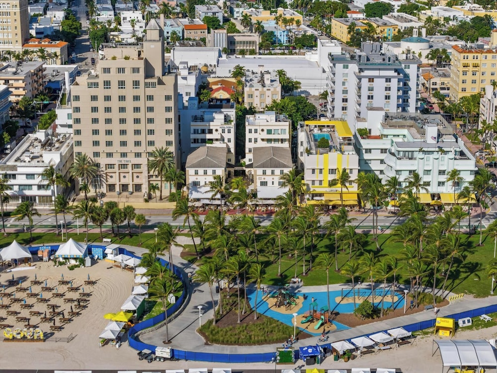 Hotel Ocean — Hotel building in Miami, Florida
