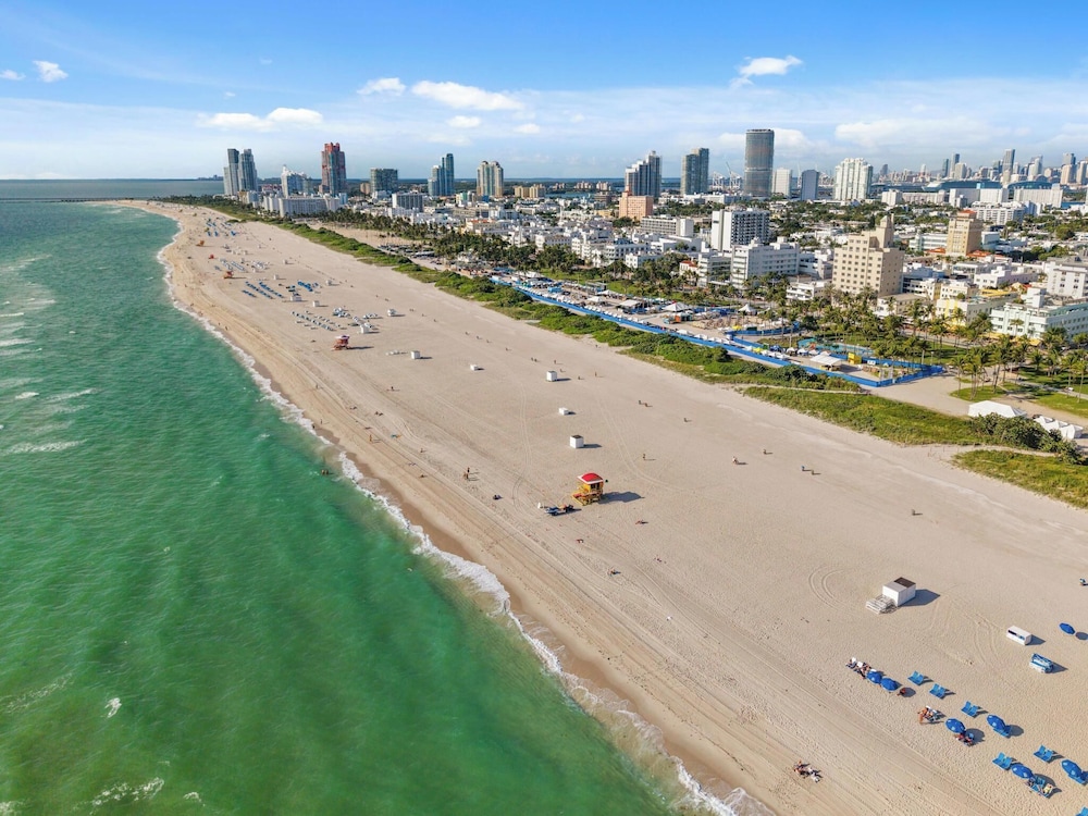 Hotel Ocean — Beach in Miami, Florida