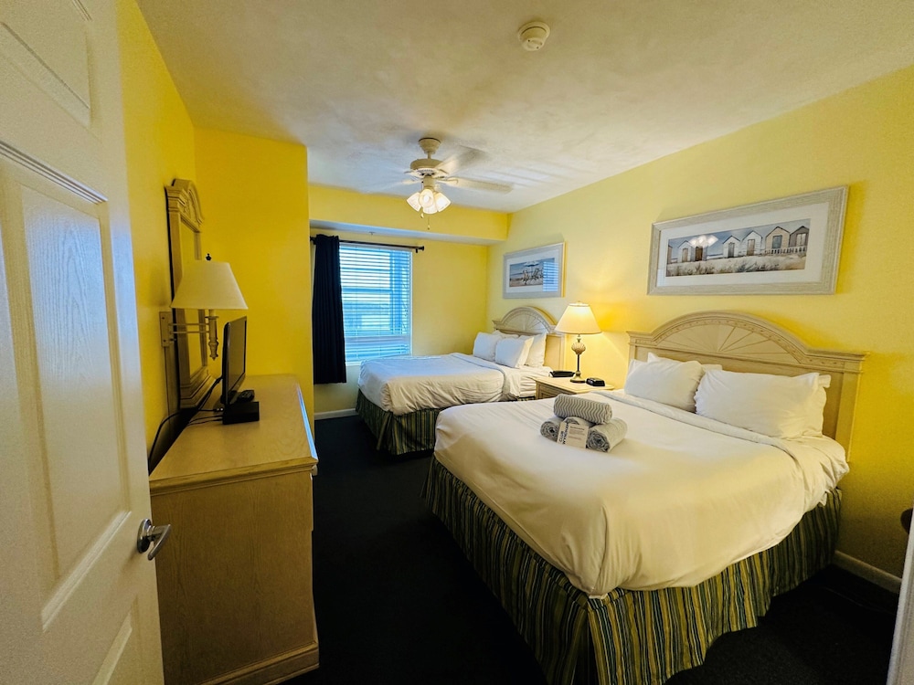 Ocean Walk Resort — Hotel rooms in Daytona Beach, Florida