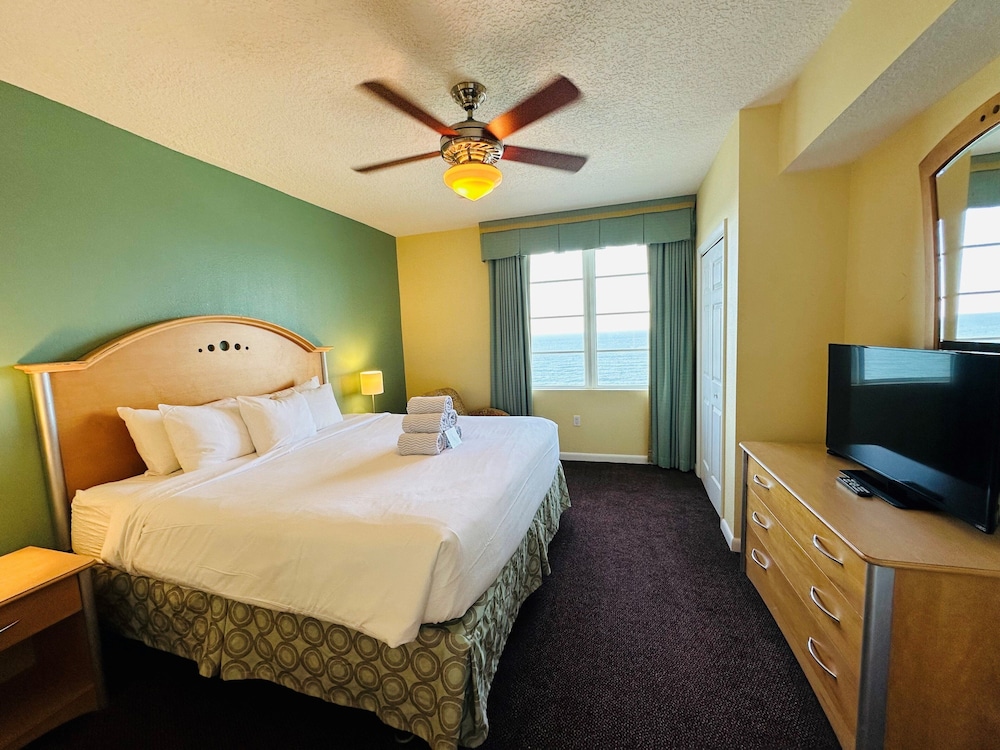 Ocean Walk Resort — Hotel rooms in Daytona Beach, Florida