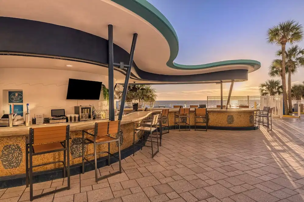 Ocean Walk Resort — Restaurant & bars in Daytona Beach, Florida