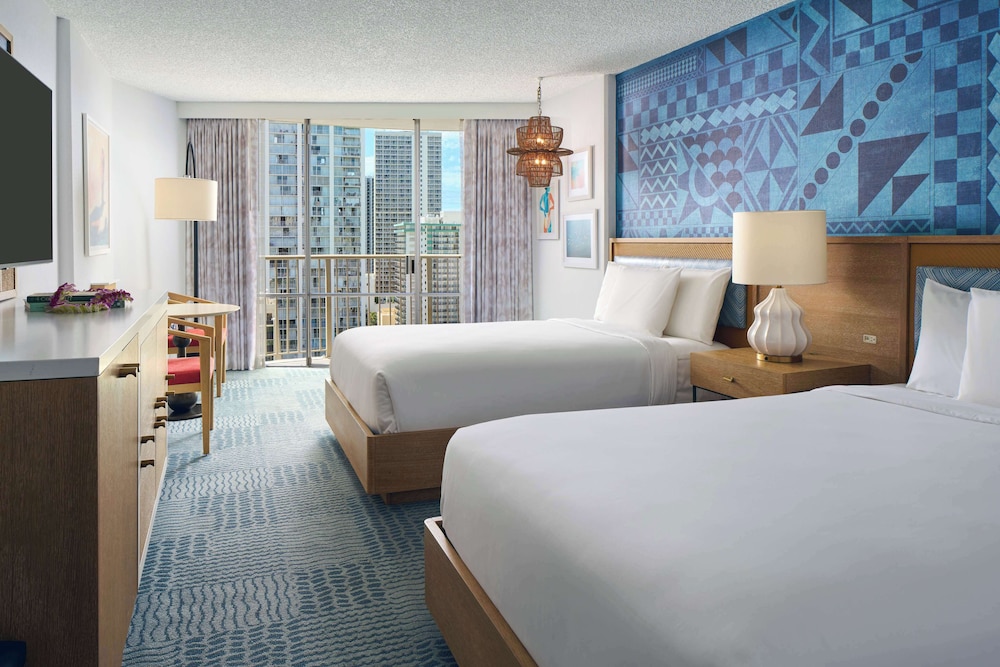 OUTRIGGER Waikiki Paradise Hotel — Hotel rooms in Honolulu, Hawaii