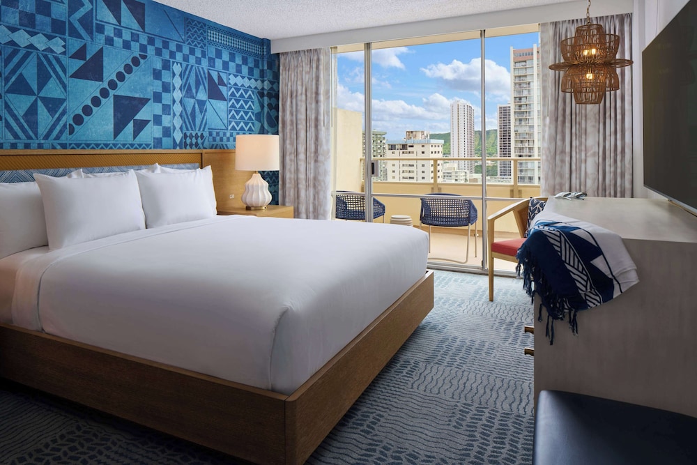 OUTRIGGER Waikiki Paradise Hotel — Hotel rooms in Honolulu, Hawaii