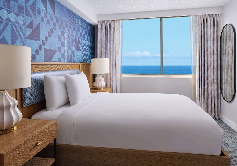OUTRIGGER Waikiki Paradise Hotel — Hotel rooms in Honolulu, Hawaii