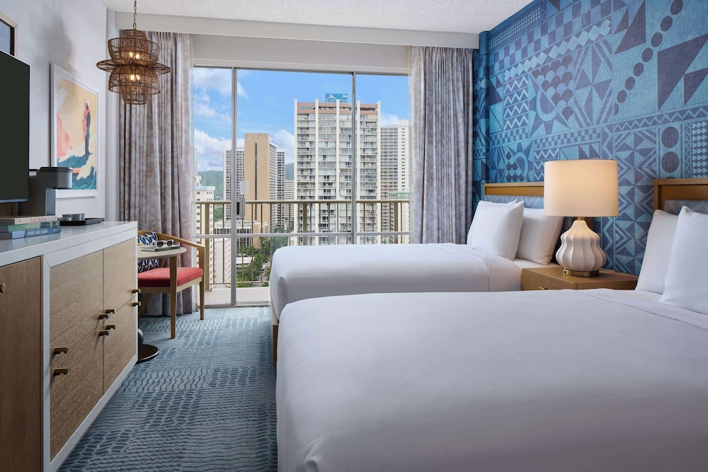 OUTRIGGER Waikiki Paradise Hotel — Hotel rooms in Honolulu, Hawaii