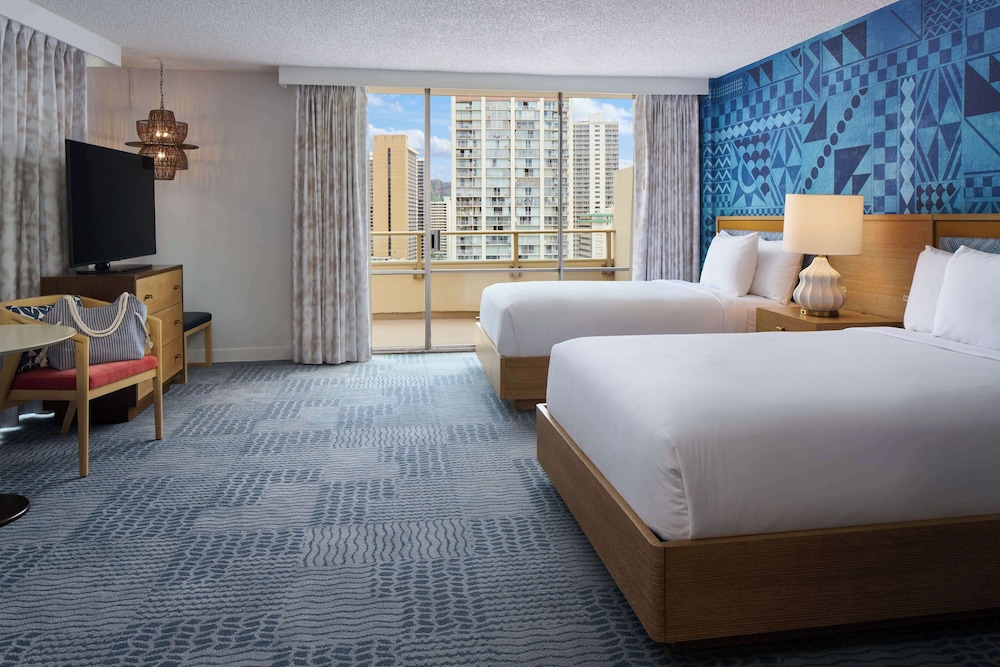 OUTRIGGER Waikiki Paradise Hotel — Hotel rooms in Honolulu, Hawaii