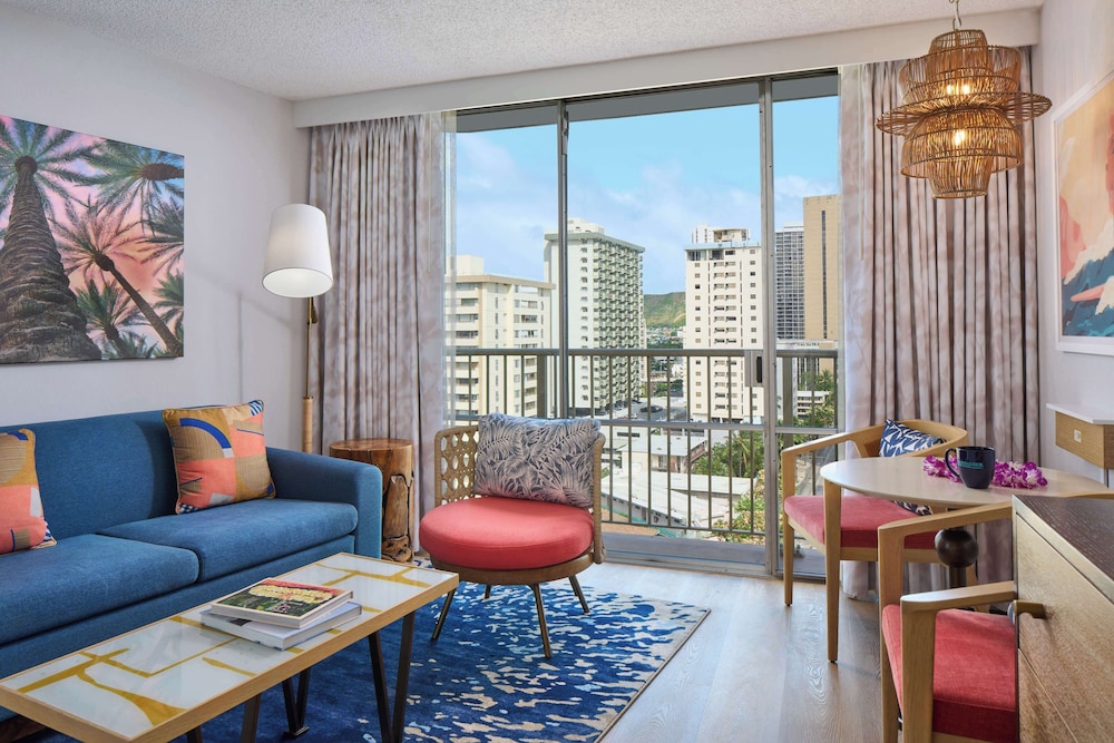 OUTRIGGER Waikiki Paradise Hotel — Hotel rooms in Honolulu, Hawaii