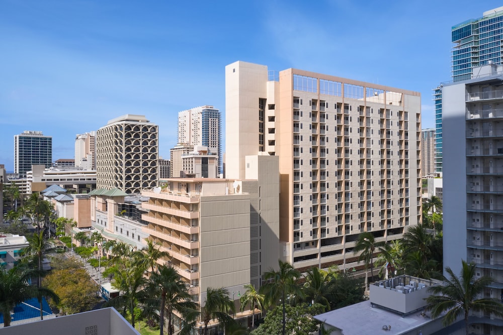 Waikiki Malia — Hotel building in Honolulu, Hawaii