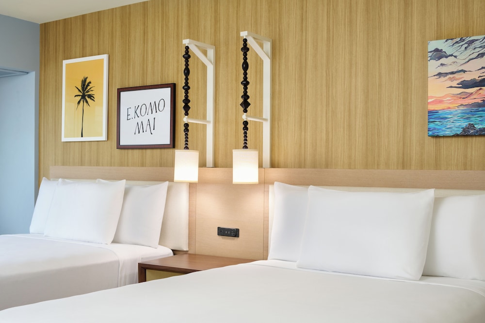 Waikiki Malia — Hotel rooms in Honolulu, Hawaii