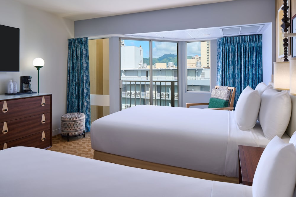 Waikiki Malia — Hotel rooms in Honolulu, Hawaii