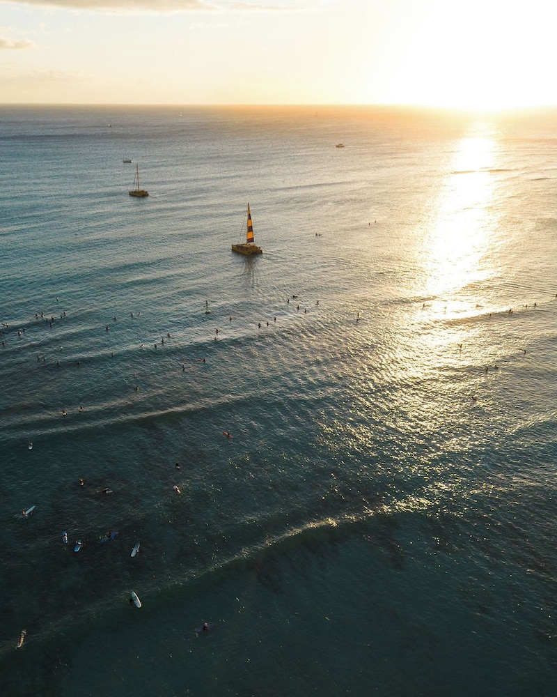 Waikiki Malia — Beach in Honolulu, Hawaii