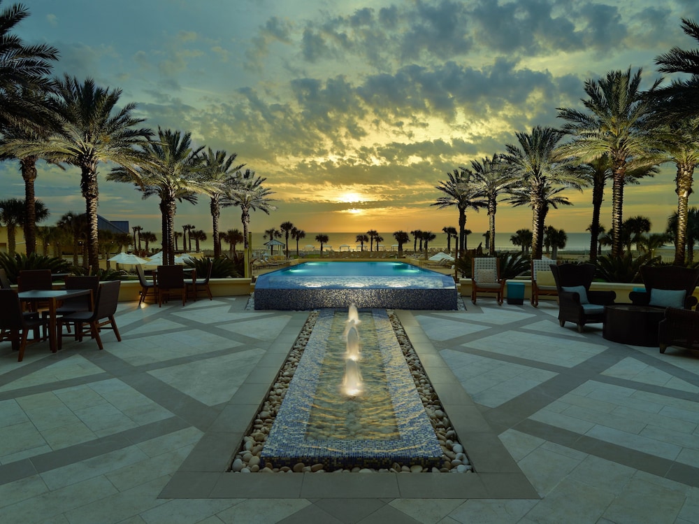 Omni Amelia Island Resort & Spa — Swimming pool in Amelia Island, Florida