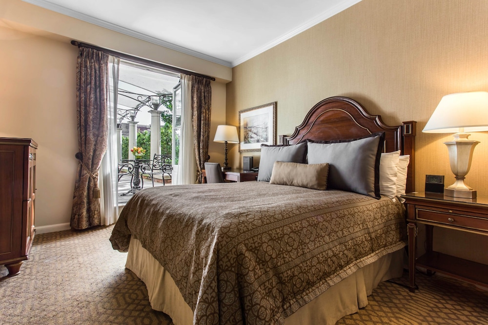Omni Royal Orleans Hotel — Hotel rooms in New Orleans, Louisiana