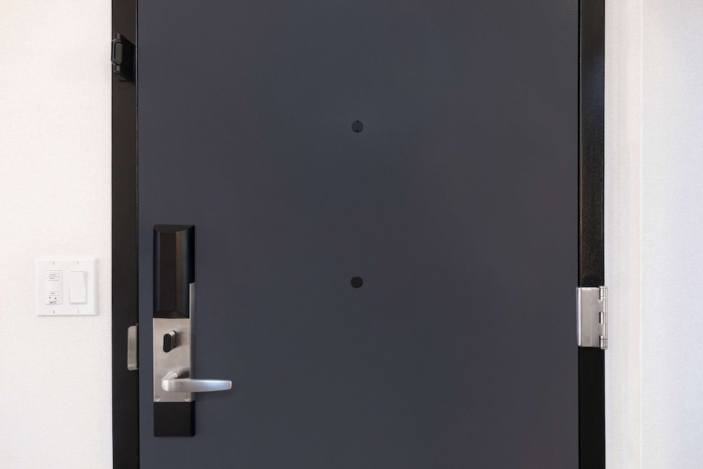 Pennyweight Hotel Boston, Curio Collection by Hilton — Hotel building in Boston, Massachusetts