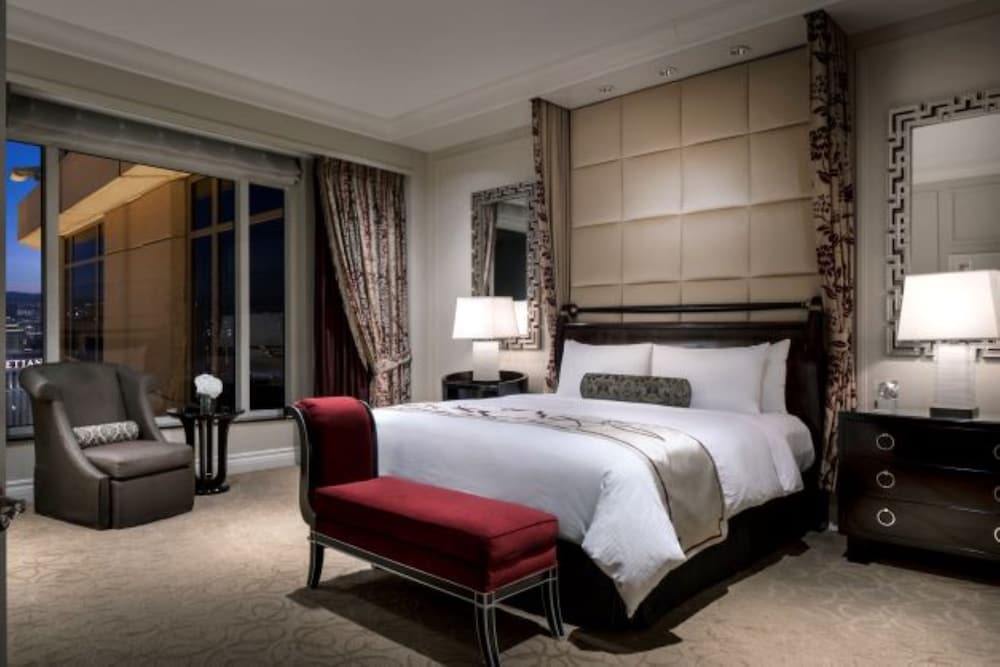 The Palazzo at The Venetian — Hotel rooms in Las Vegas, Nevada