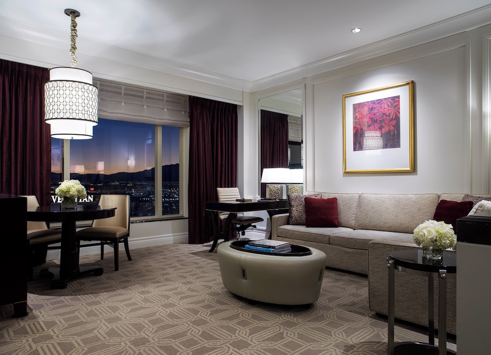 The Palazzo at The Venetian — Hotel rooms in Las Vegas, Nevada
