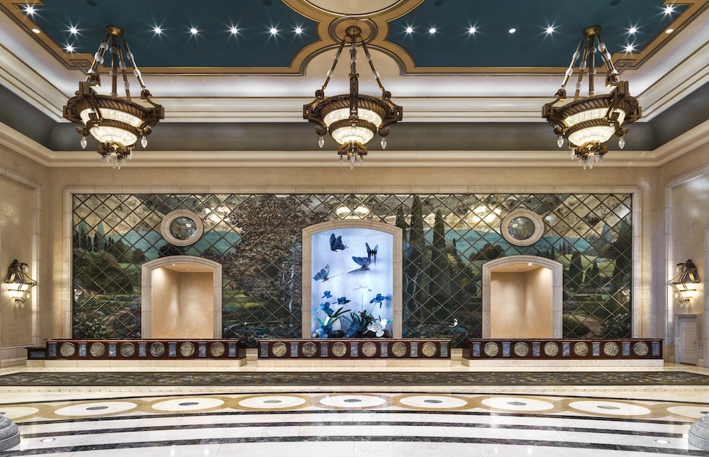 The Palazzo at The Venetian — Hotel building in Las Vegas, Nevada