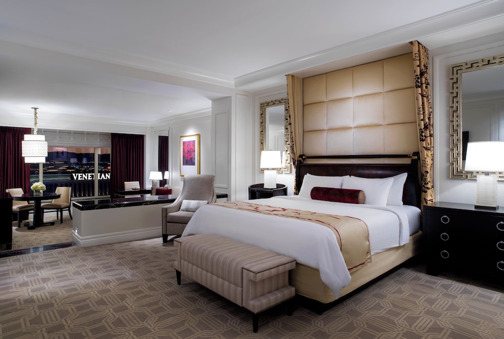 The Palazzo at The Venetian — Hotel rooms in Las Vegas, Nevada