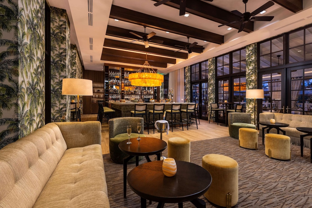 The Palms Hotel & Spa — Restaurant & bars in Miami, Florida