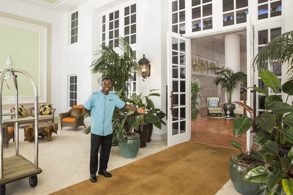 The Palms Hotel & Spa — Hotel building in Miami, Florida