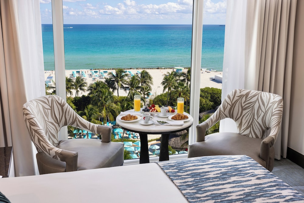 The Palms Hotel & Spa — Hotel rooms in Miami, Florida