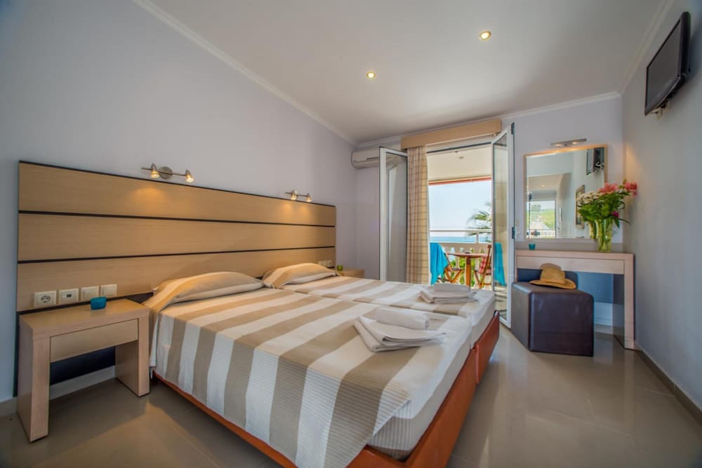 Natalie — Hotel rooms in Laganas, Ionian Islands