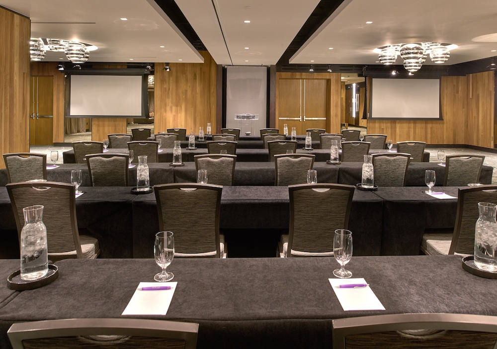 Kimpton Hotel Palomar Los Angeles Beverly Hills by IHG — Hotel building in Los Angeles, California
