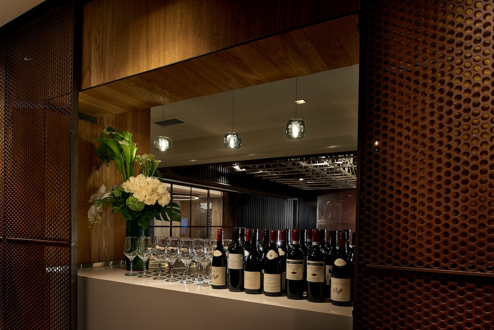 Kimpton Hotel Palomar Los Angeles Beverly Hills by IHG — Restaurant & bars in Los Angeles, California