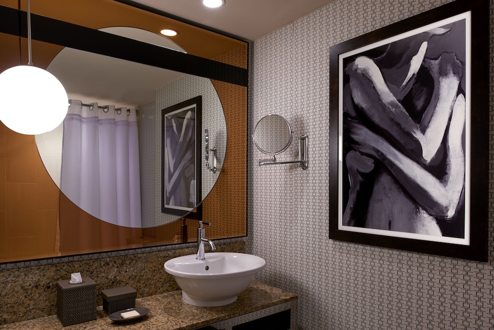 Kimpton Hotel Palomar Los Angeles Beverly Hills by IHG — Hotel rooms in Los Angeles, California
