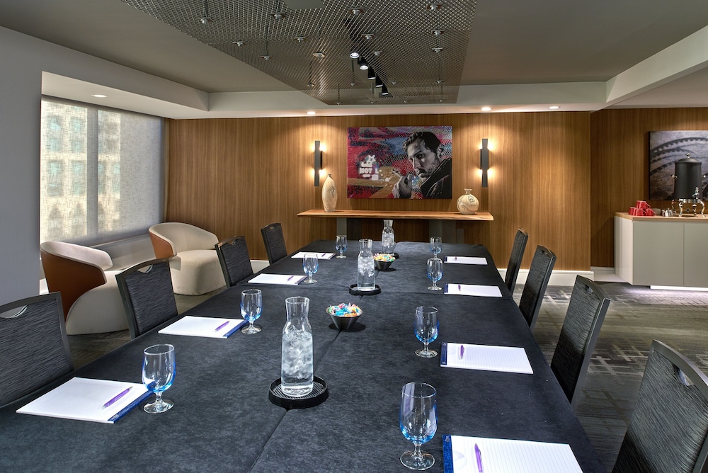 Kimpton Hotel Palomar Los Angeles Beverly Hills by IHG — Hotel building in Los Angeles, California