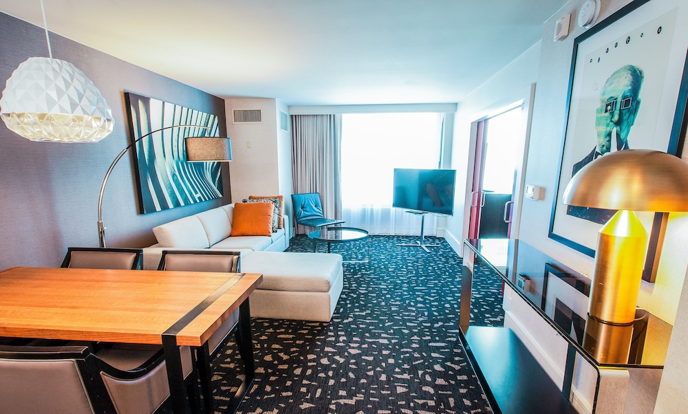 Kimpton Hotel Palomar Los Angeles Beverly Hills by IHG — Hotel rooms in Los Angeles, California