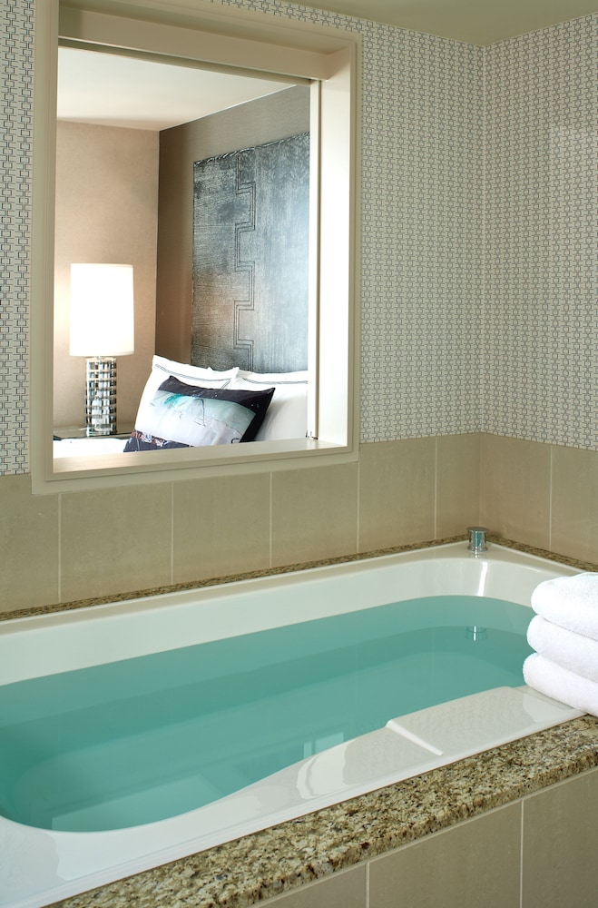 Kimpton Hotel Palomar Los Angeles Beverly Hills by IHG — Hotel rooms in Los Angeles, California
