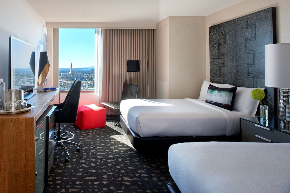 Kimpton Hotel Palomar Los Angeles Beverly Hills by IHG — Hotel rooms in Los Angeles, California