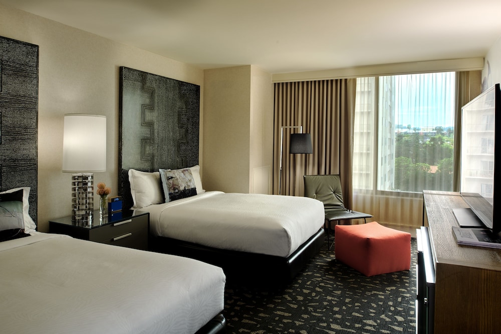 Kimpton Hotel Palomar Los Angeles Beverly Hills by IHG — Hotel rooms in Los Angeles, California