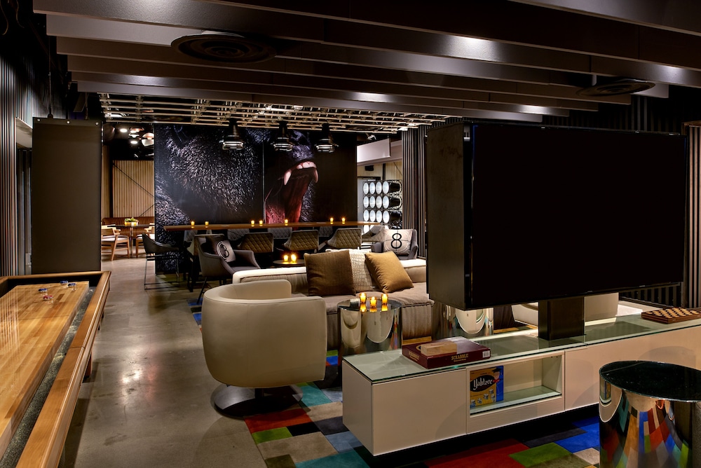Kimpton Hotel Palomar Los Angeles Beverly Hills by IHG — Restaurant & bars in Los Angeles, California