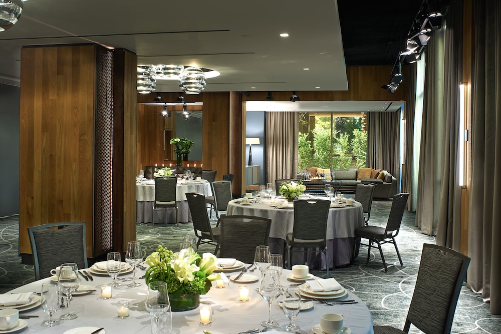 Kimpton Hotel Palomar Los Angeles Beverly Hills by IHG — Restaurant & bars in Los Angeles, California