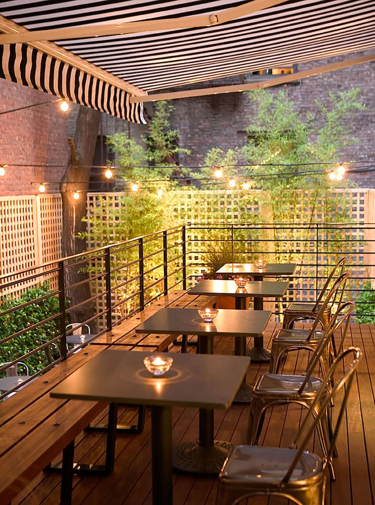 Pod 51 — Restaurant & bars in New York City, New York State