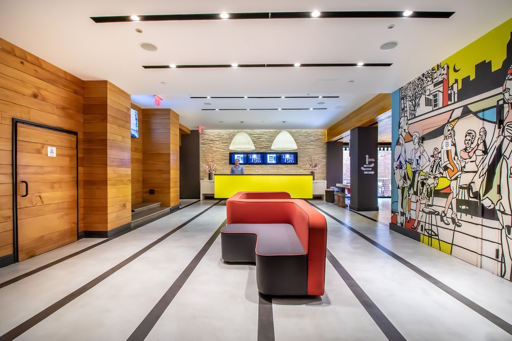Pod 51 — Hotel building in New York City, New York State