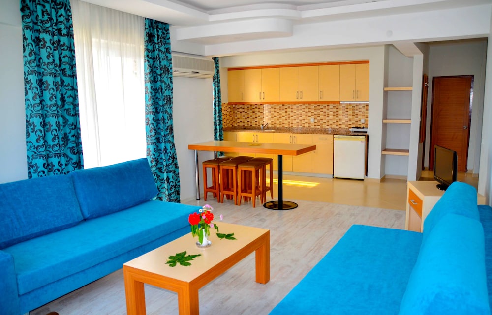 Ark Suite Hotel — Hotel rooms in Alanya
