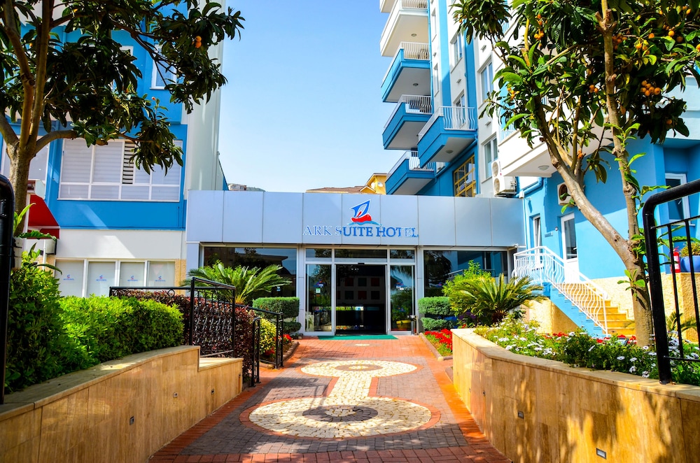 Ark Suite Hotel — Hotel building in Alanya