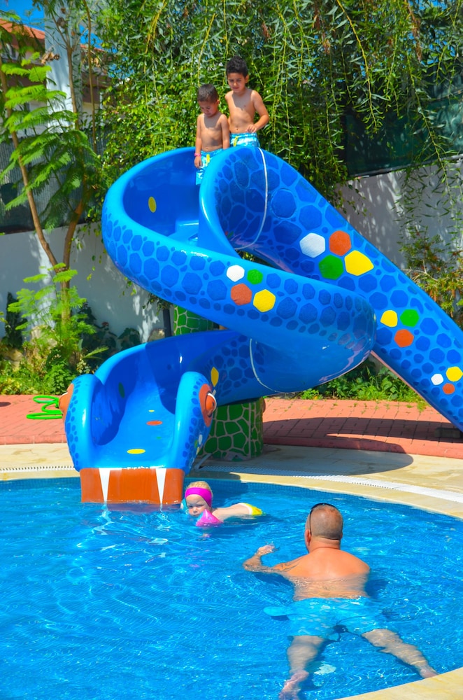 Ark Suite Hotel — Attractions for children in Alanya